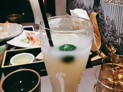 -铭牛烧肉·和牛海鲜自助(高新月牙湖店)