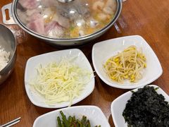 拌韭菜-蚂蚁家辣炒章鱼(海云台店)