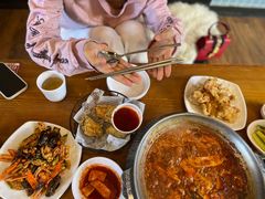 -喇喇排骨火锅·传统韩式脊骨汤(望京西园总店)
