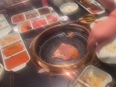 -梨花甄选自助烤肉(小寨原力场店)