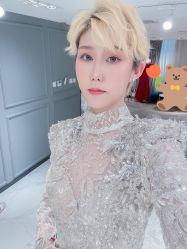 点击看大图 -GRACE KELLY婚纱与礼服(北京店)