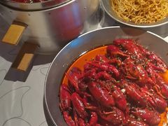 -巴厘龙虾·榜首油焖大虾(音乐学院·沿江酒馆店)