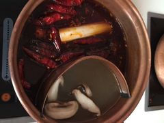 -滇釜火锅·能喝汤的火锅(车公庄店)