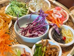 -包整·丝娃娃(一览甲秀楼风景店)