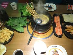 -尚品小土屋涮毛肚(李沧万达店)