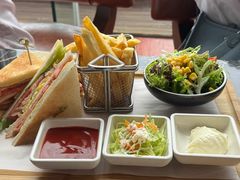-时光吧·大堂吧·丽江和府洲际度假酒店