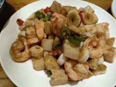 -泉畔人家·老济南经典鲁菜(大明湖店)