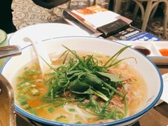 -美奈小馆·越南料理(中航城君尚购物中心店)