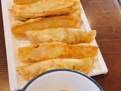 锅贴-亿诣蝎府炸酱面羊蝎子火锅(酷车小镇店)