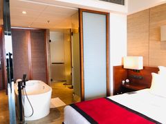 -三亚湾海居铂尔曼度假酒店