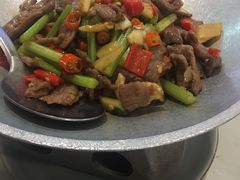 干锅山地黄牛肉-望湘园·洞庭渔宴(永旺店)