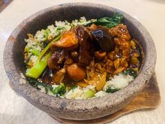 蚝汁香菇鸡石锅菜饭-南八仙·老上海味道(南京东路店)