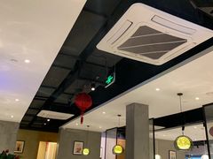 大堂-九府羊·鲜羊火锅·烤串(新华路店)