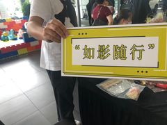 -奔驰上海利星(七宝店)