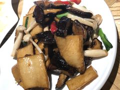 爆炒云南三珍-新梅华(太仓万达店)