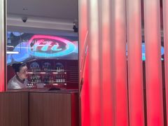 -海底捞火锅(杭州庆春路夜宵主题店)