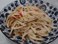 白水芹炒豆腐丝-小实惠嘉(威海路店)