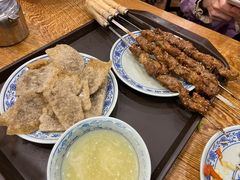 老北京炸灌肠-门框胡同百年卤煮(新街口店)