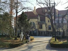 -青岛德国总督楼旧址博物馆