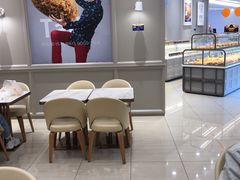 用餐区-面包新语(龙湖·西宸天街店)