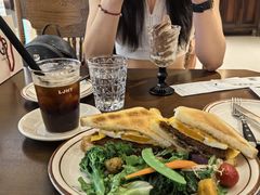 -玲婧胡同·生日蛋糕·餐厅(嘉里城店)