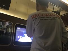 -GAGA主题量贩式KTV平价店(工大店)