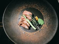 和牛肋排-wann lounge 低温慢煮牛排·清吧