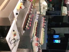 -荣誉国际酒店-云顶旋转餐厅