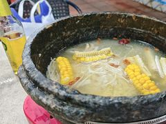 -墨脱石锅椰子鸡•香草鸭•东山羊(大东海店)