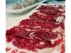 现切吊龙肉-为什么牛潮汕牛肉火锅(中信广场店)