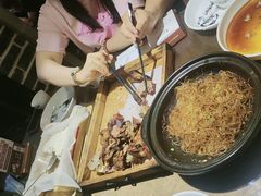 -东口码头·烧鸽子·鱼头泡饼·地方菜(金鹰悦城店)