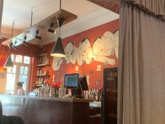 -塞纳河法国餐厅(意式风情街店)