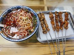 -陇上全荟兰州传统牛肉面(延吉路店)
