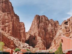 -天山神秘大峡谷