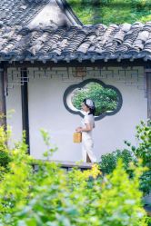 点击看大图 -城南旧影 旗袍全家福摄影写真体验馆