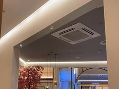 -蜜桃餐厅·伴山(海岸城店)