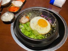 杨平石锅拌饭-양평식당·杨平食堂(华贸店)