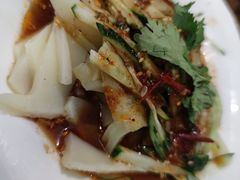 新疆凉皮-新疆伊宁远征餐厅