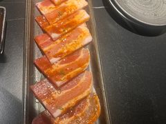 -山川小町·极番烧肉(新地假日广场店)