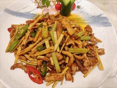 -锦江宾馆-花园餐厅