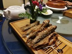 会馆私房煎鱼-石屏会馆