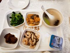 -上海怡沁园度假酒店