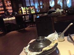 -八府香鸭·啫啫煲(华山路店)