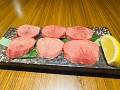 厚切牛舌-炼火烤肉店