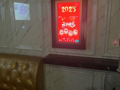-皇马纯KTV·量贩·聚会(民治店)