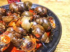 香辣田螺-老闵田螺馆·南昌特色小炒(梦时代店)