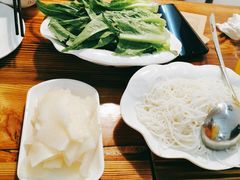 酸萝卜-食爺炭炉鸡煲·烧烤