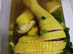 -狗撵鸭(泰山公寓店)