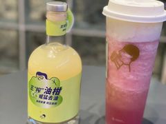 -喜茶(北京华贸购物中心店)