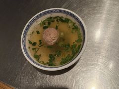 牛丸汤-潮界(LU·ONE凯德晶萃广场店)